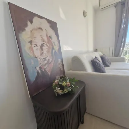 شقة Large 3-bedroom Port Vauban أنتيب