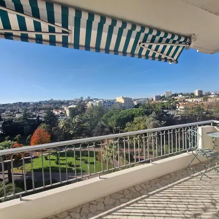 شقة Large 3-bedroom Port Vauban أنتيب