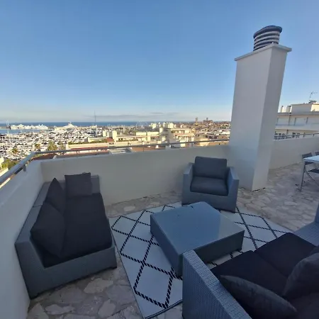 Apartman Large 3-bedroom Port Vauban *