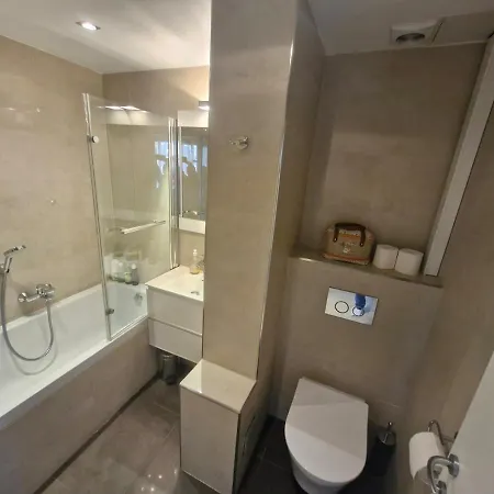Large 3-bedroom Port Vauban Appartement Antibes