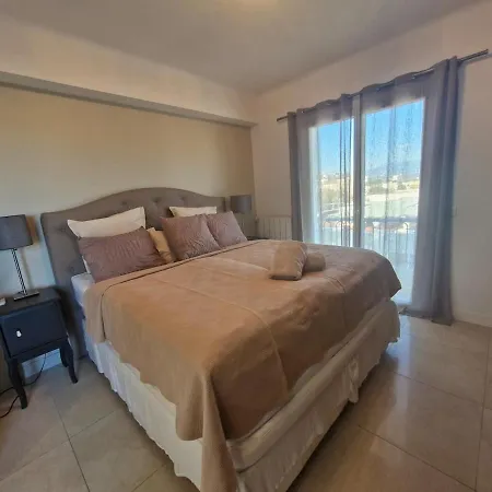 Appartement Large 3-bedroom Port Vauban