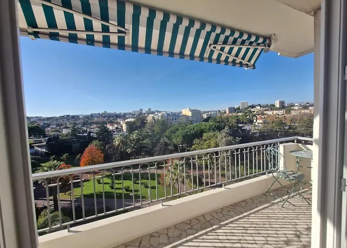 شقة Large 3-bedroom Port Vauban أنتيب