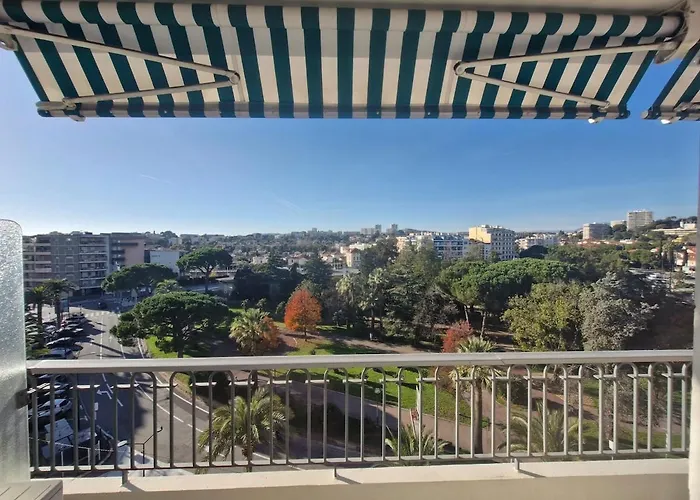 Large 3-bedroom Port Vauban * أنتيب